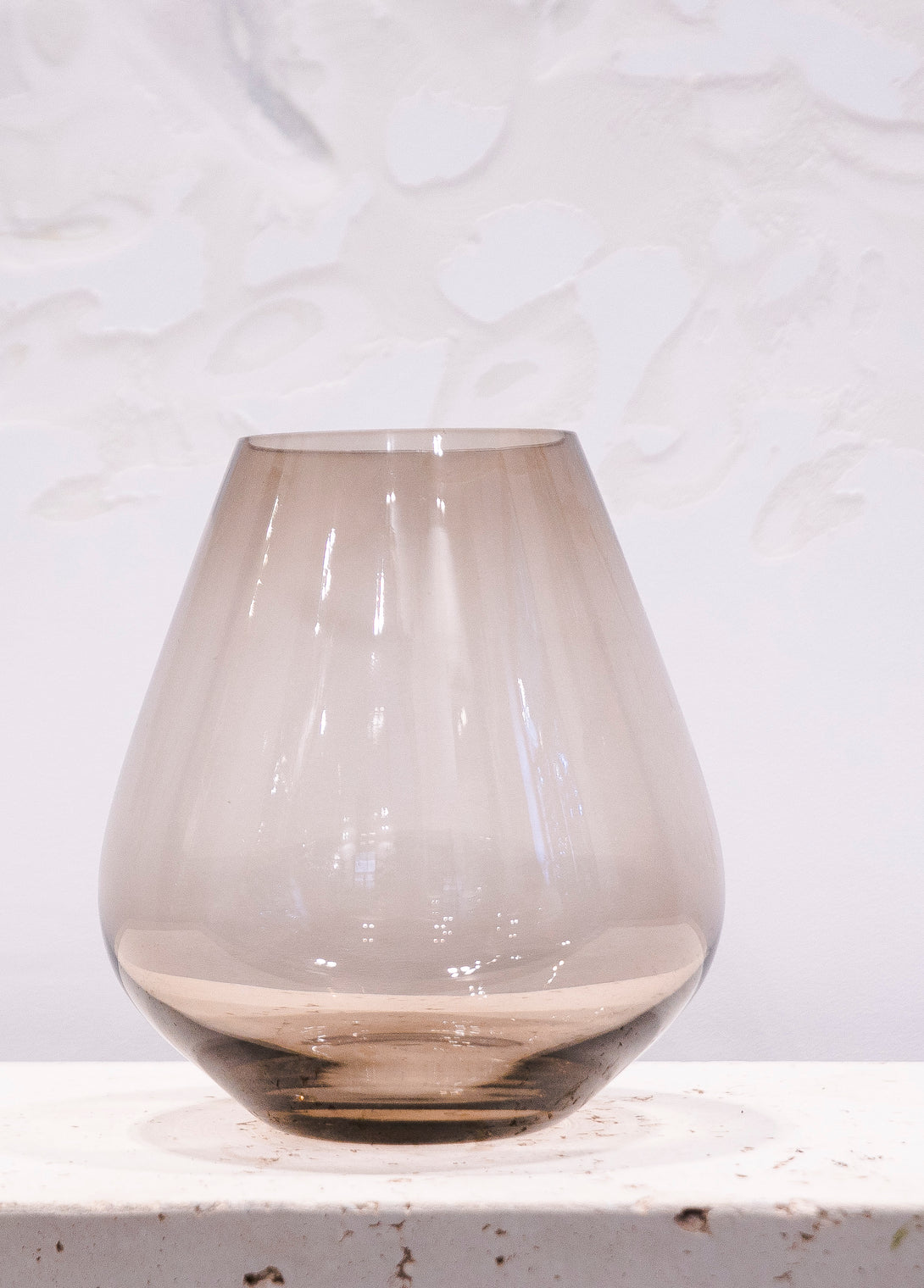 Medium shiny amber vase