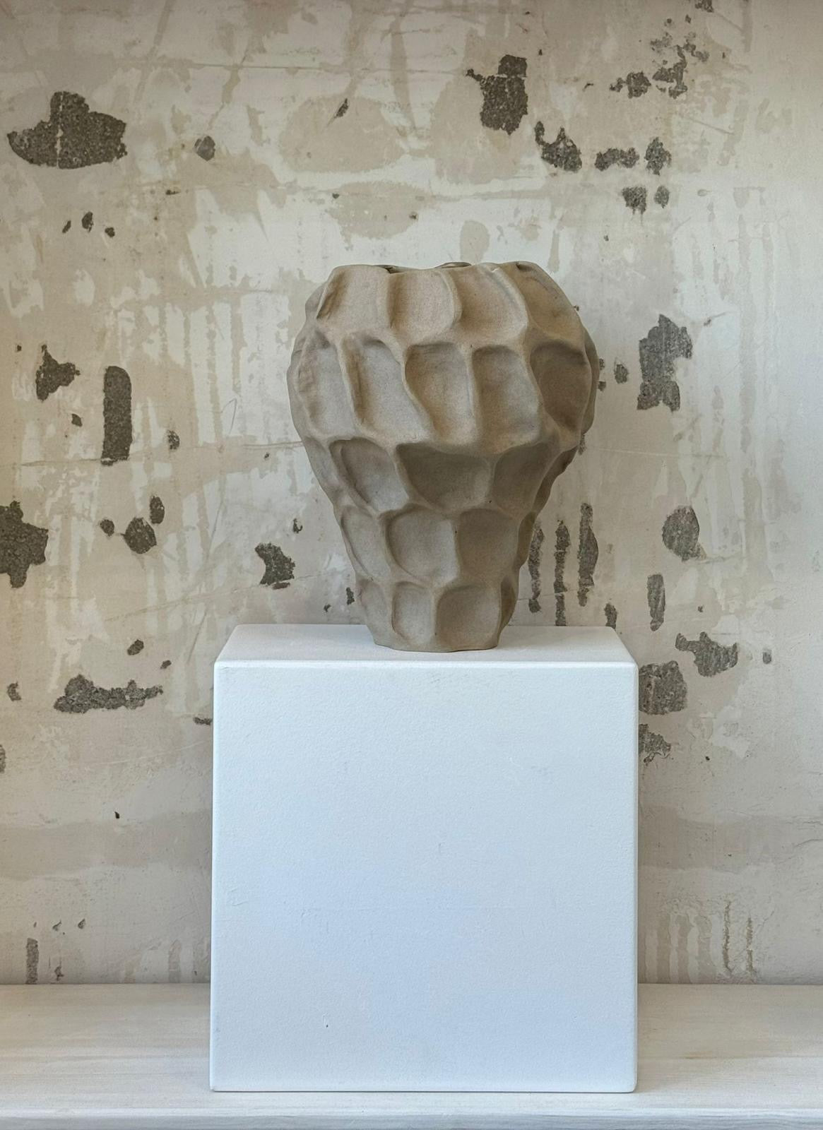 SCULPTED EARTH COLLECTION - TERRA