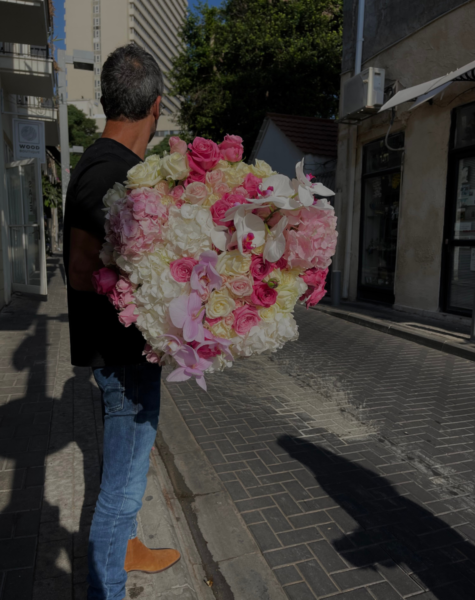 100 Roses & Hydrangeas