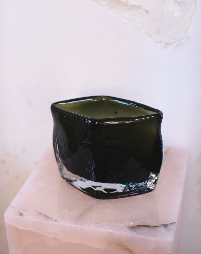 Geometric black vase