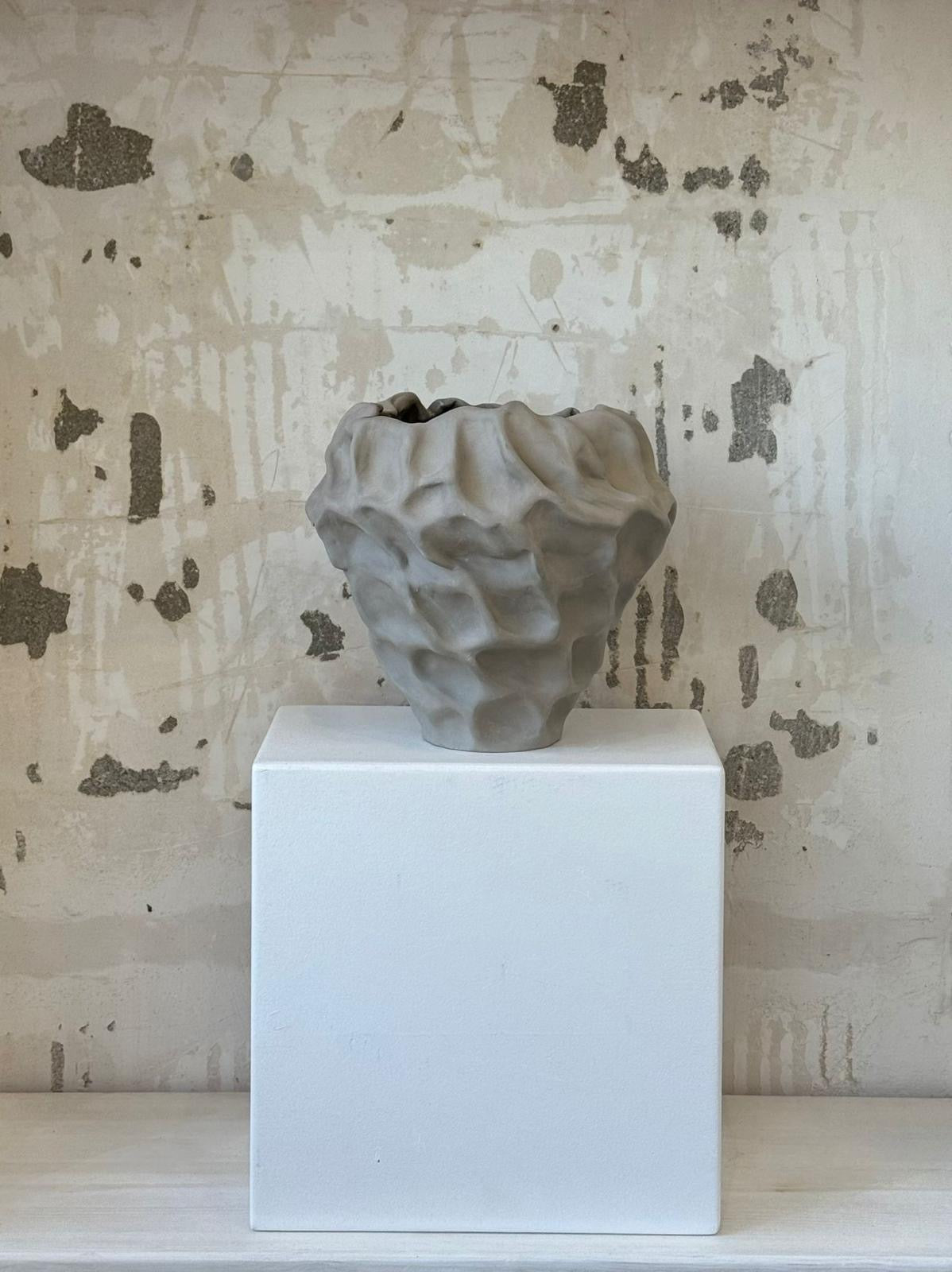SCULPTED EARTH COLLECTION - CLOUD STONE