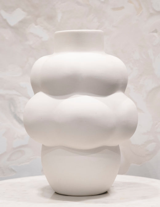 Louise Roe Balloon Vase 04 Raw White